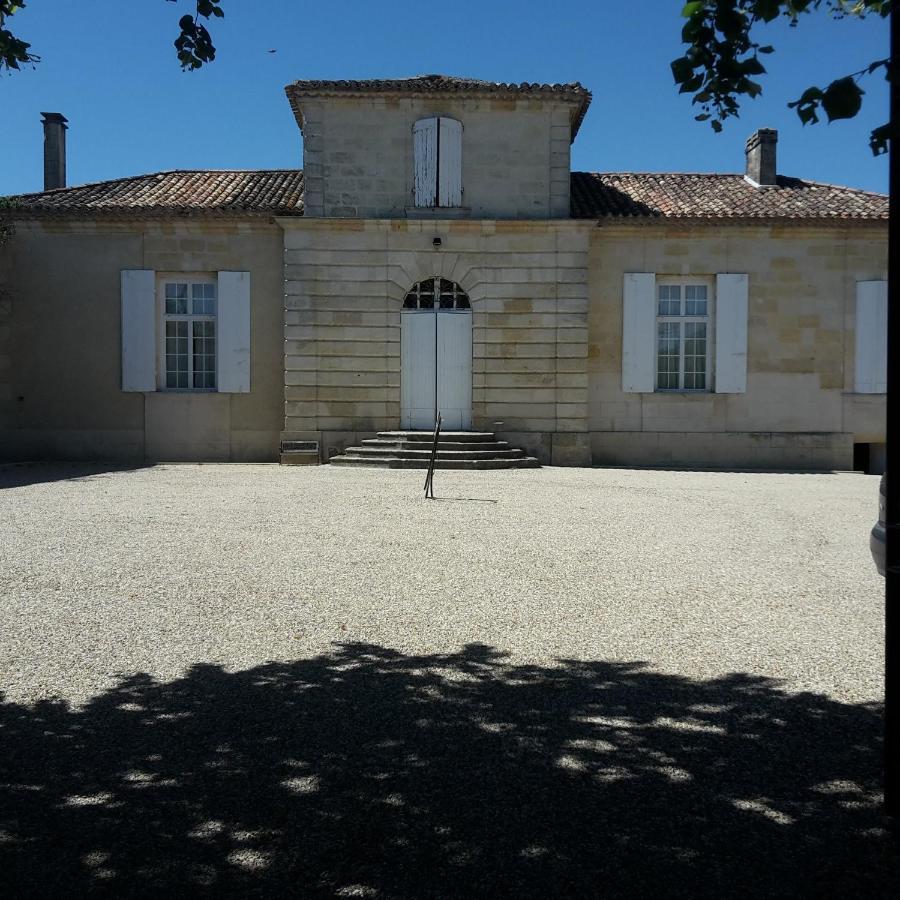Отель Domaine Du Chauvet Sainte-Eulalie  Экстерьер фото