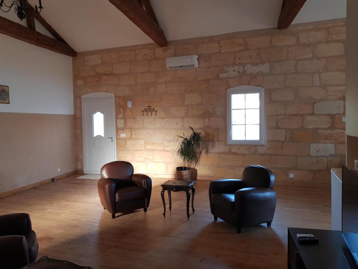 Отель Domaine Du Chauvet Sainte-Eulalie  Экстерьер фото