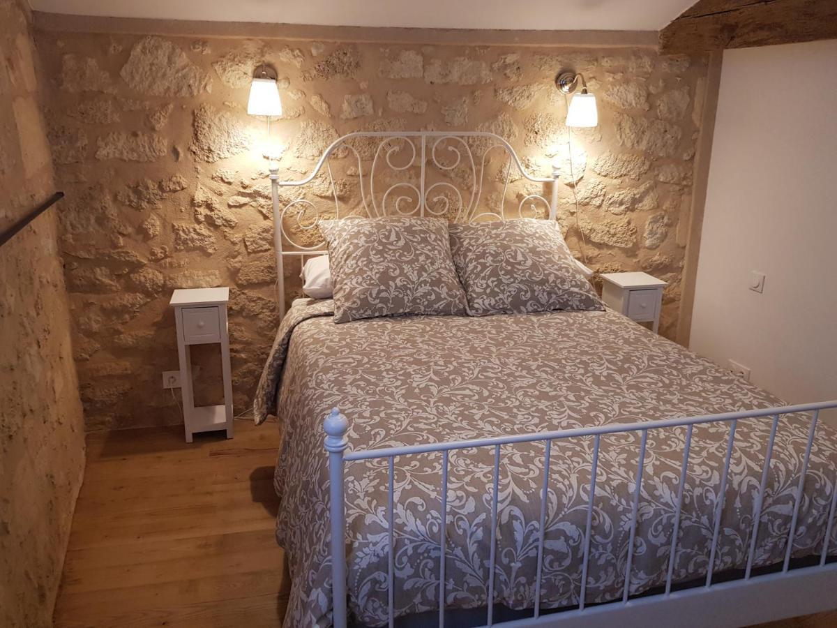 Отель Domaine Du Chauvet Sainte-Eulalie  Экстерьер фото